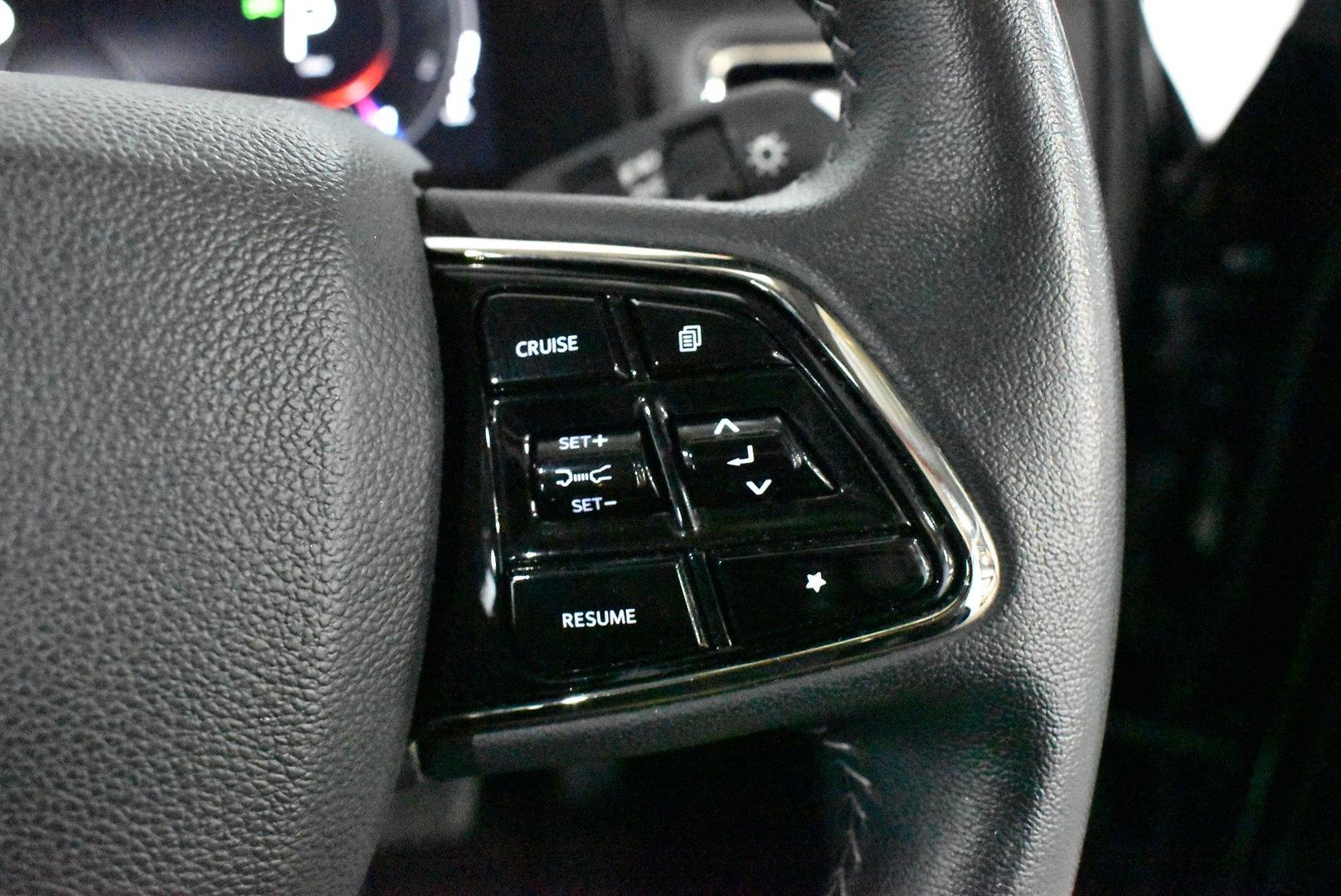 2024 Mahindra XUV700 AX7L Black Edition — photo 22