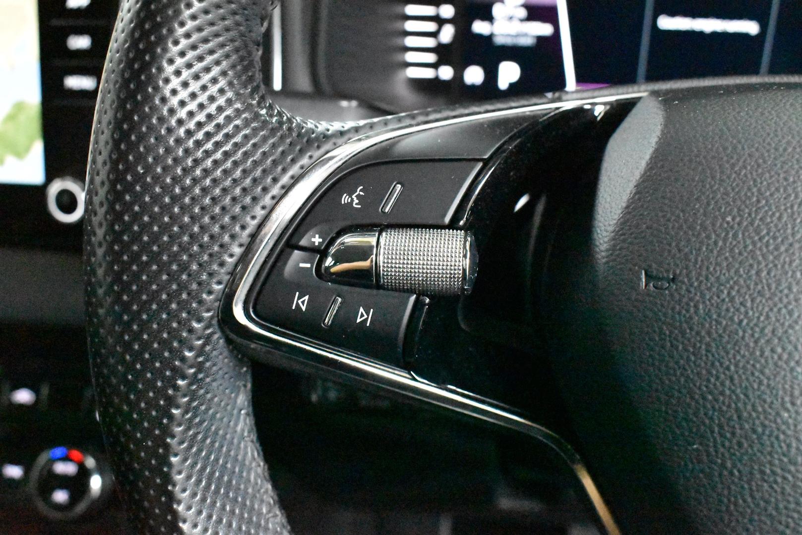 2020 SKODA Karoq 110TSI — photo 21