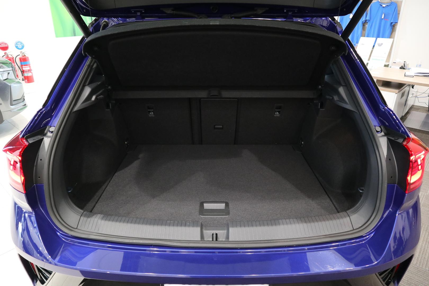 2023 Volkswagen T-Roc R — photo 18