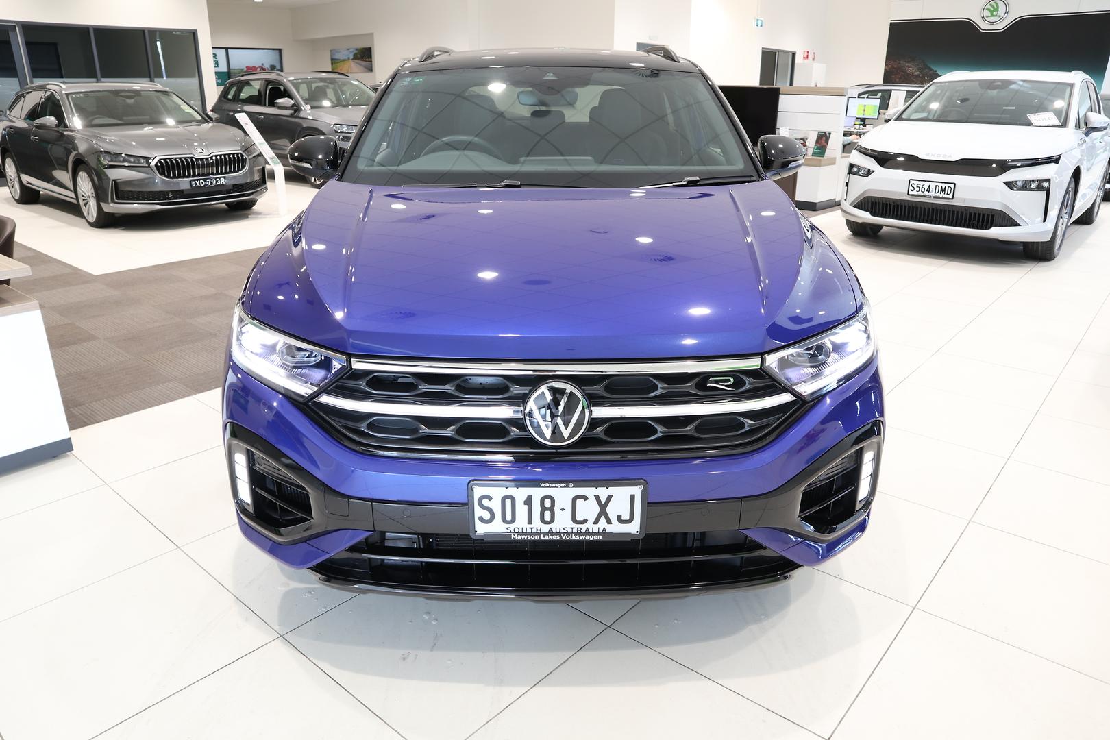 2023 Volkswagen T-Roc R — photo 2