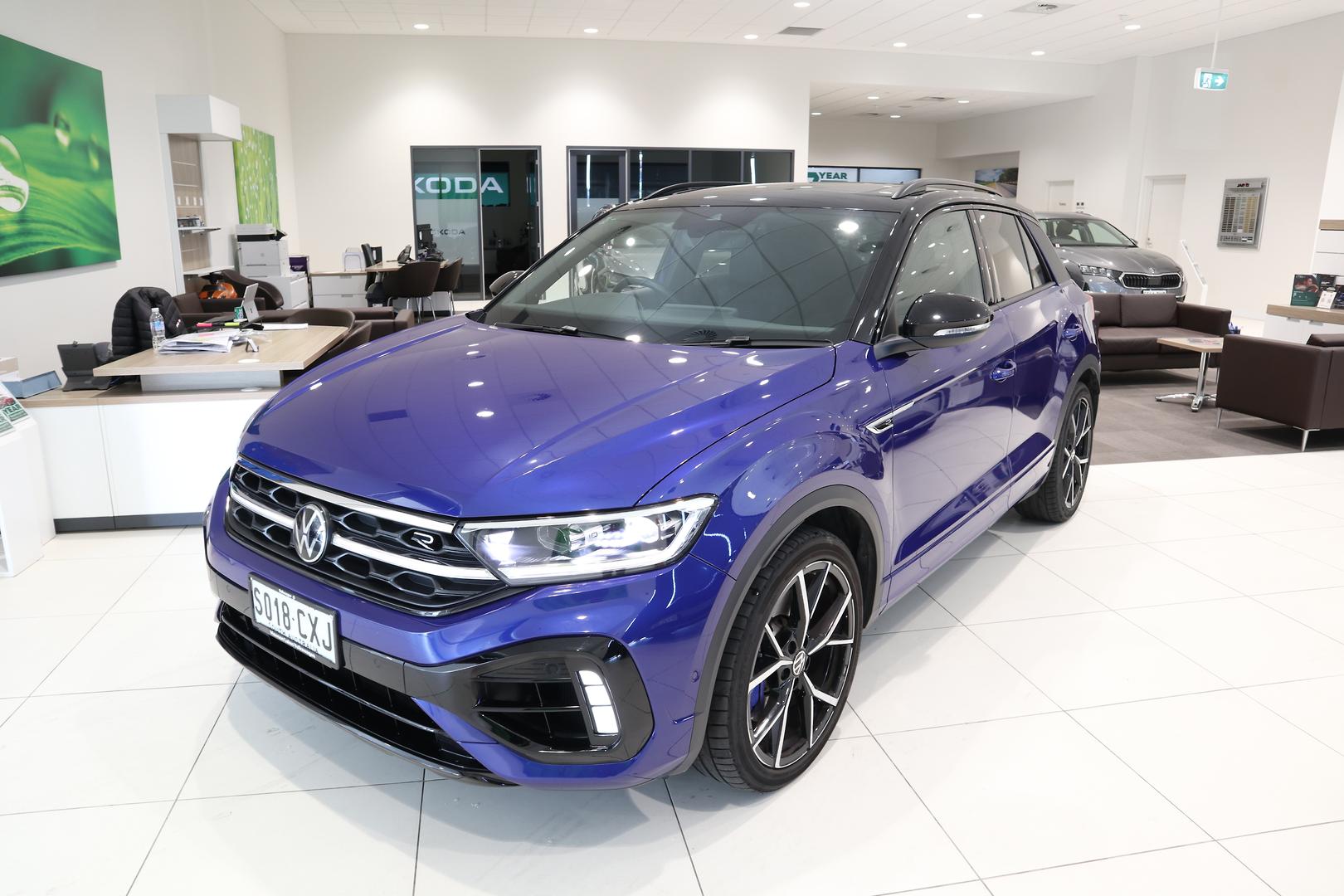 2023 Volkswagen T-Roc R — photo 3