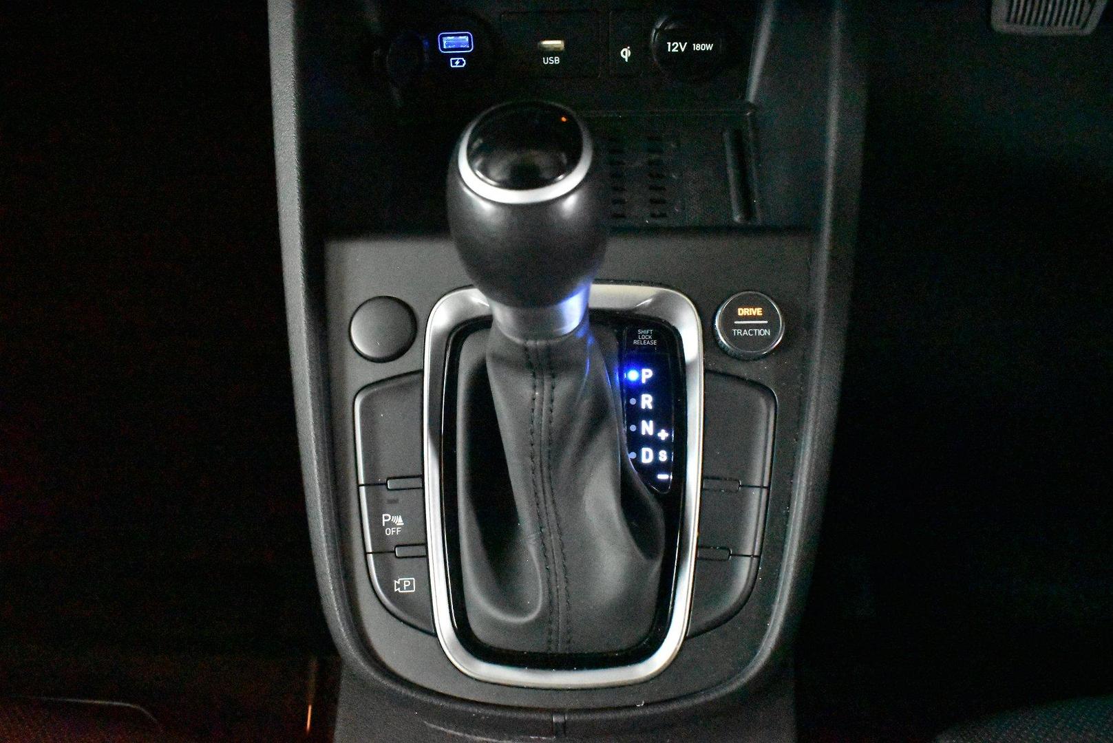 2022 Hyundai Kona Elite — photo 20 of 27