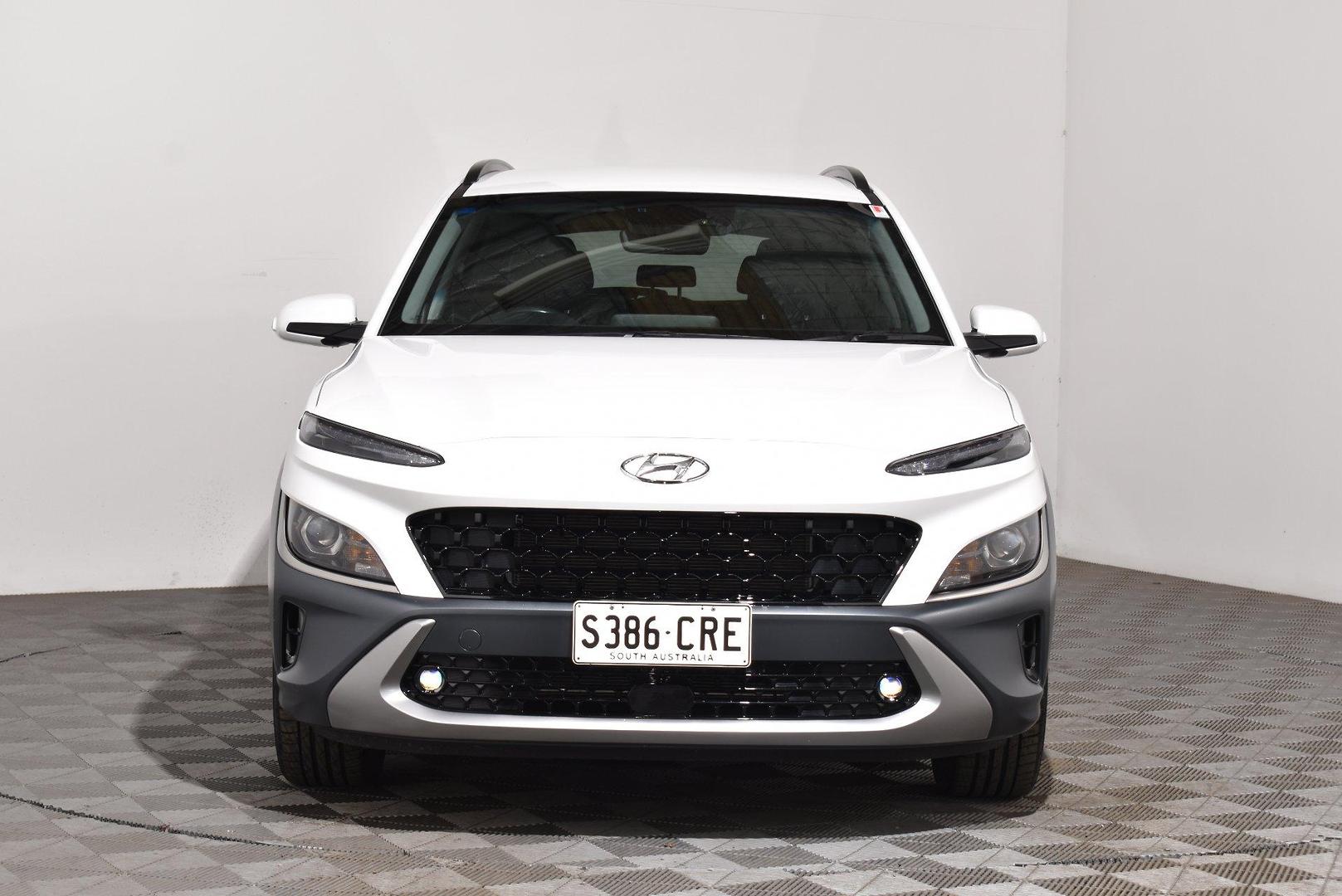 2022 Hyundai Kona Elite — photo 3 of 27