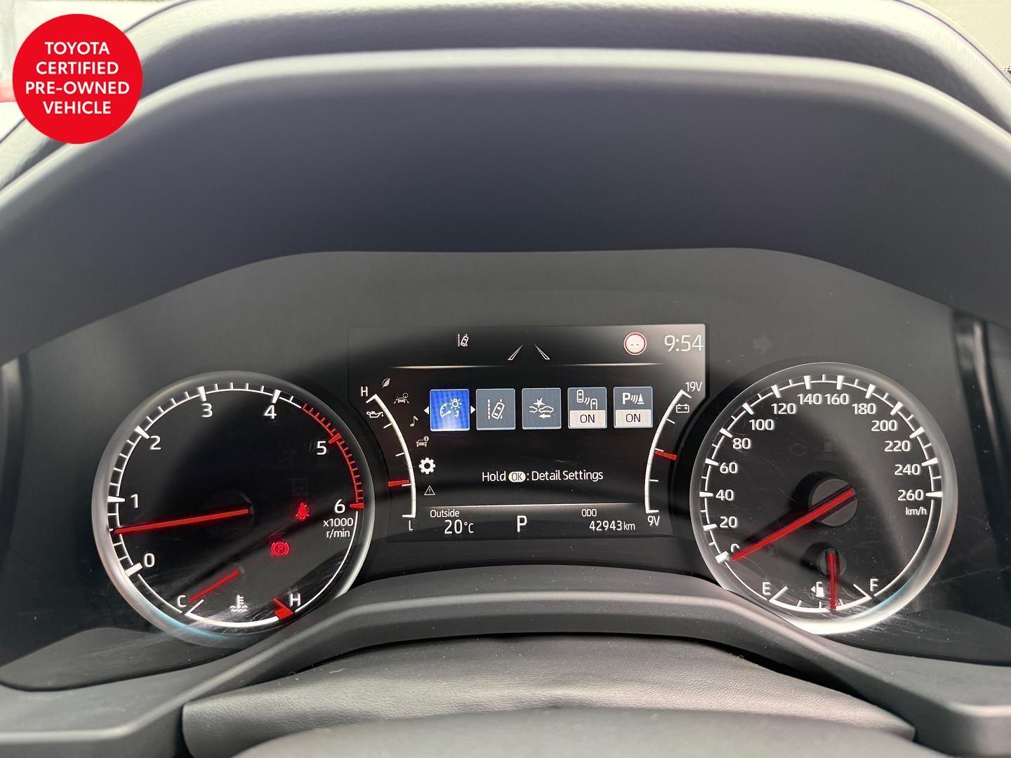 2023 Toyota Landcruiser Sahara — photo 10