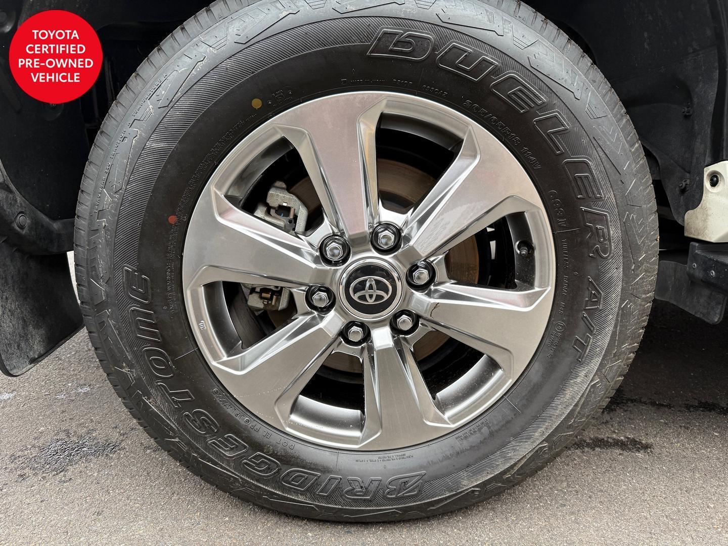2023 Toyota Landcruiser Sahara — photo 6