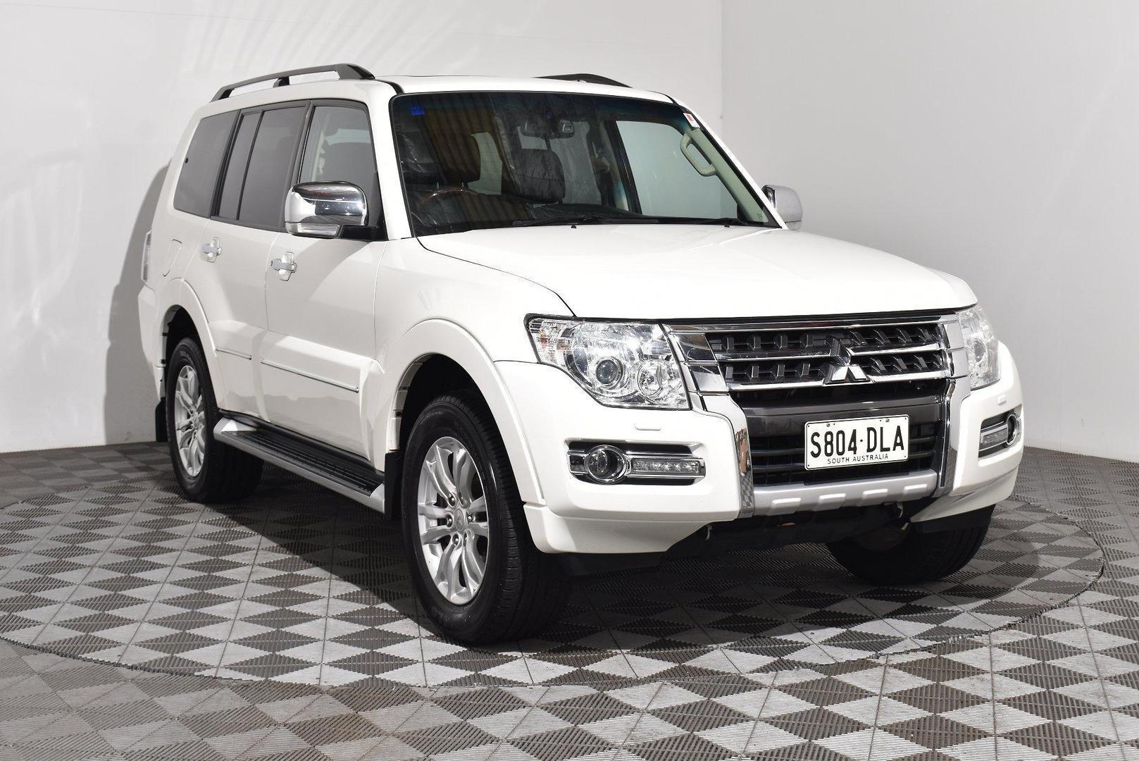 2018 Mitsubishi Pajero Exceed — photo 1