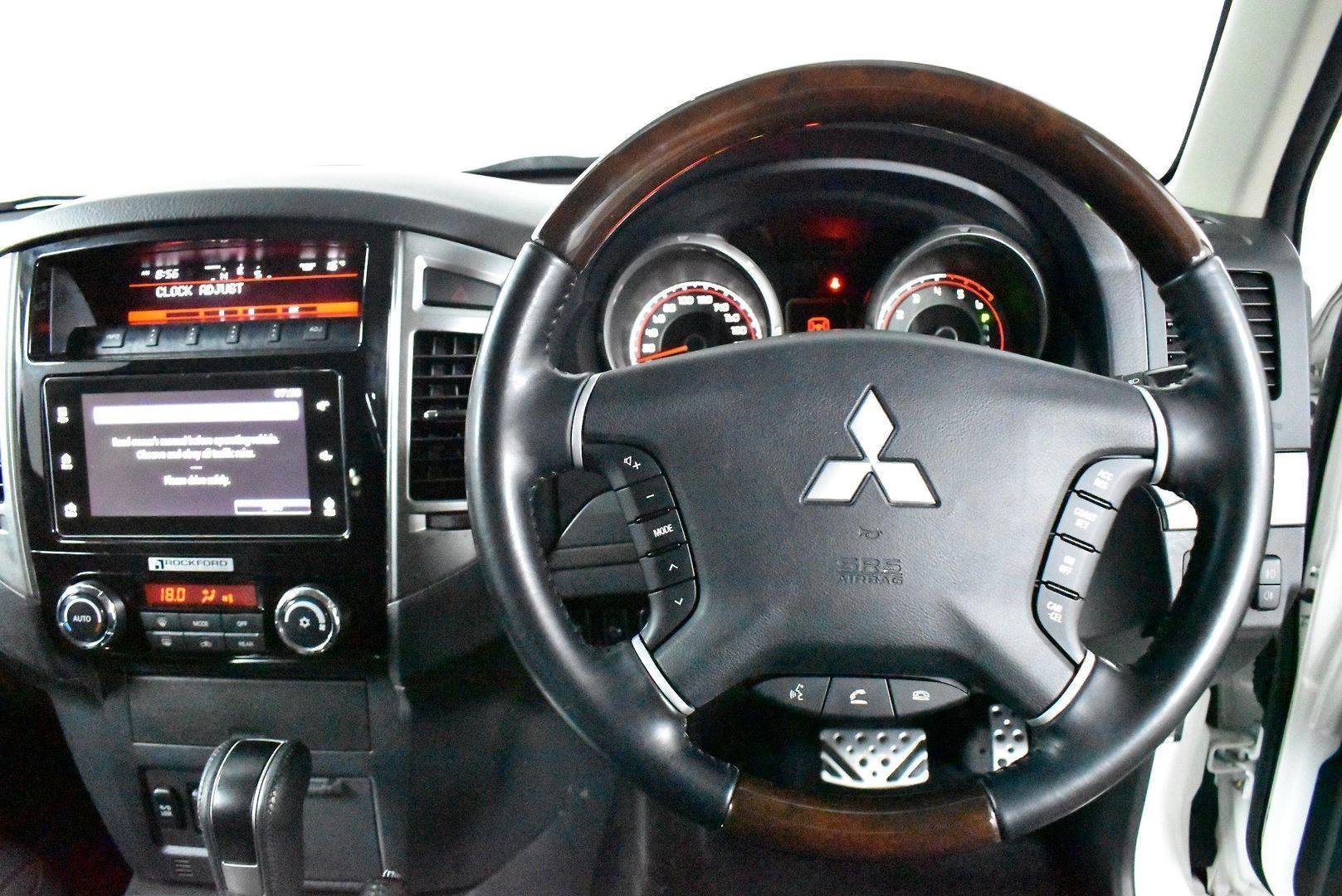 2018 Mitsubishi Pajero Exceed — photo 5