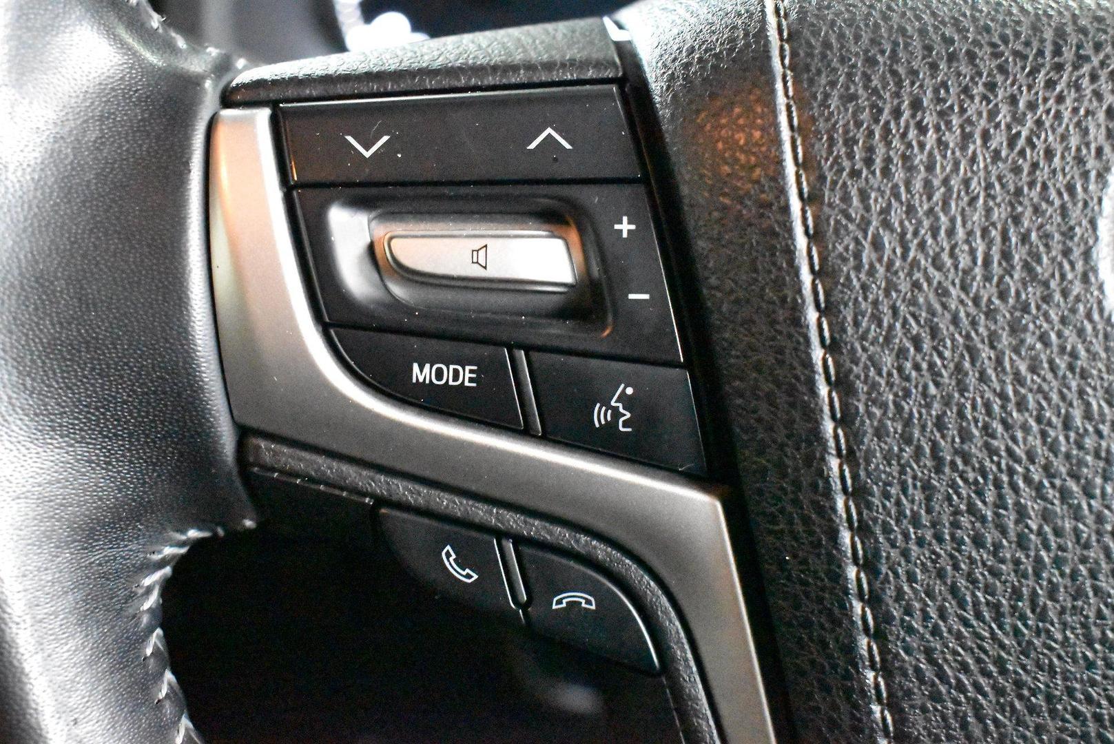 2019 Toyota Landcruiser Prado GXL — photo 20