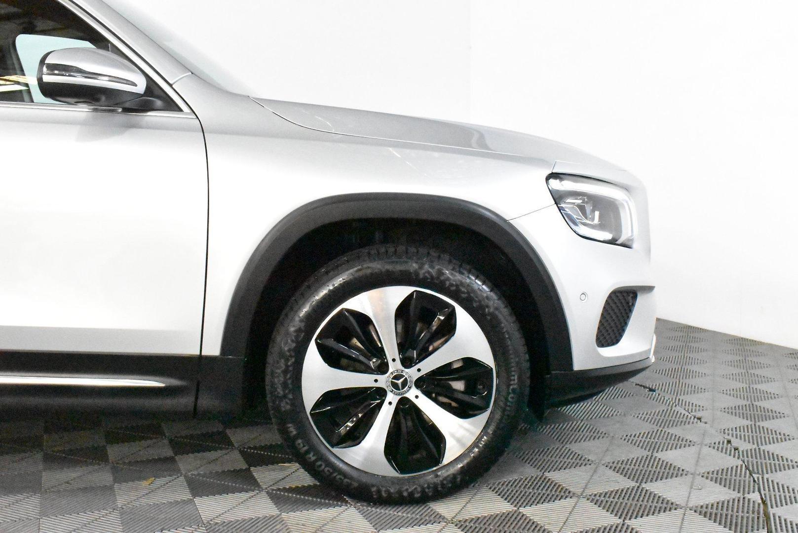 2021 Mercedes-Benz GLB-Class GLB250 — photo 17