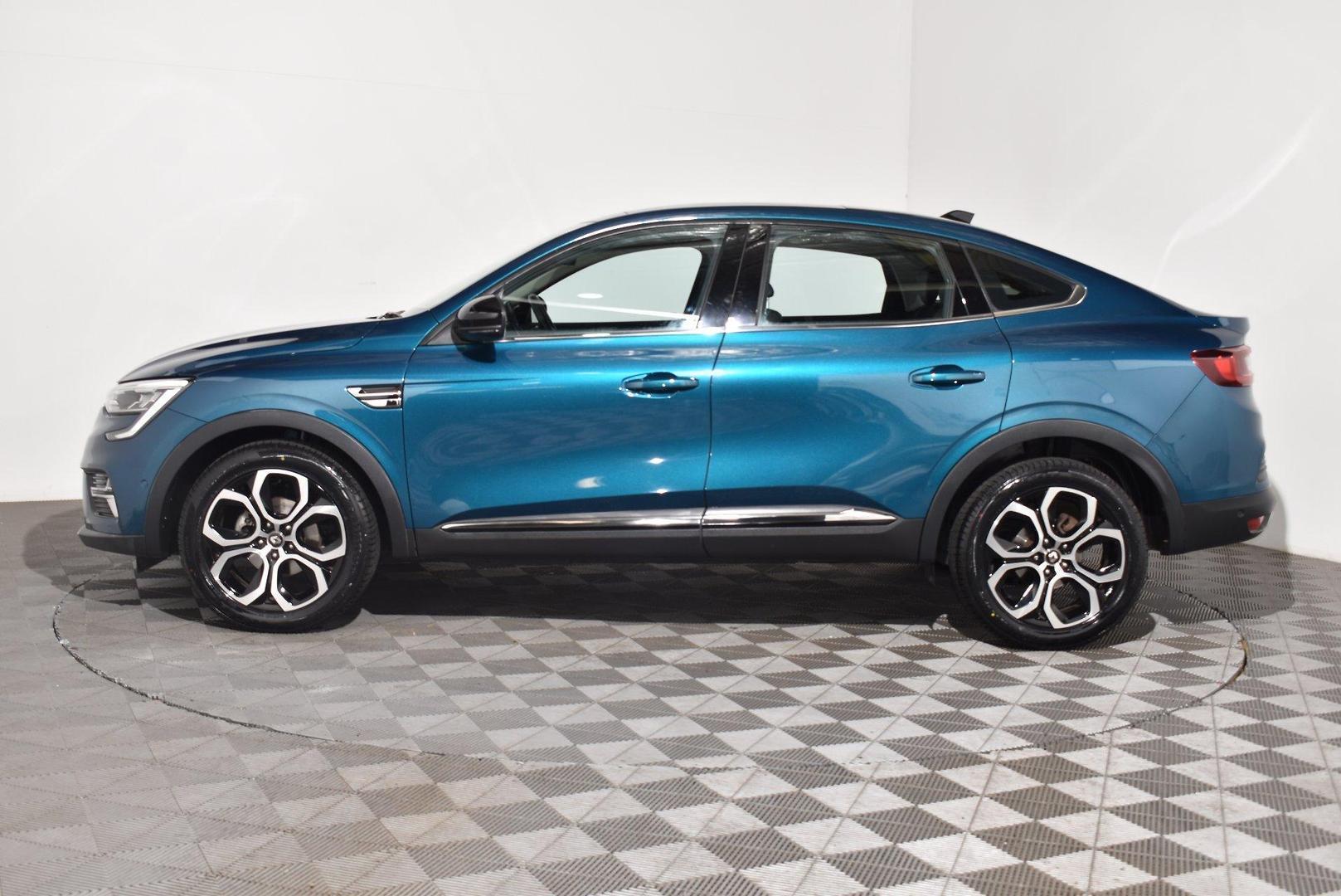 2022 Renault Arkana Intens — photo 10