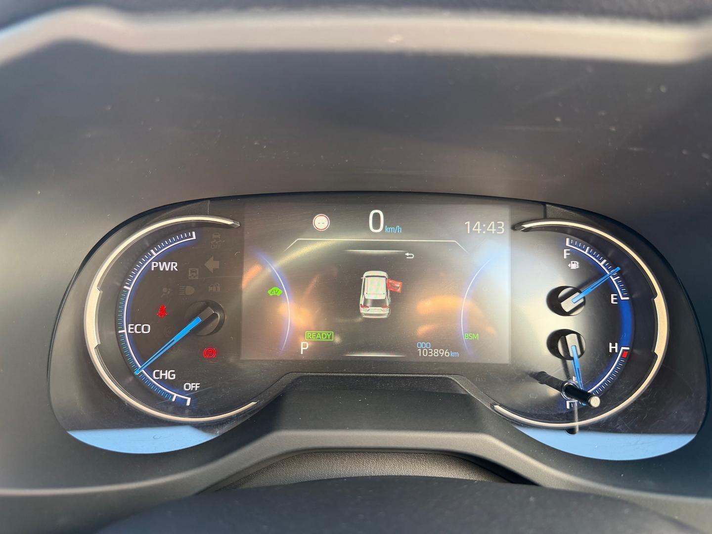 2022 Toyota RAV4 XSE — photo 10
