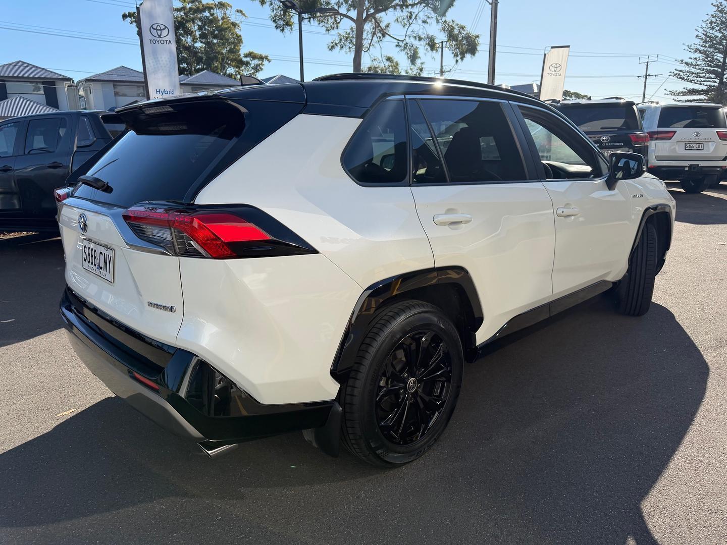 2022 Toyota RAV4 XSE — photo 6