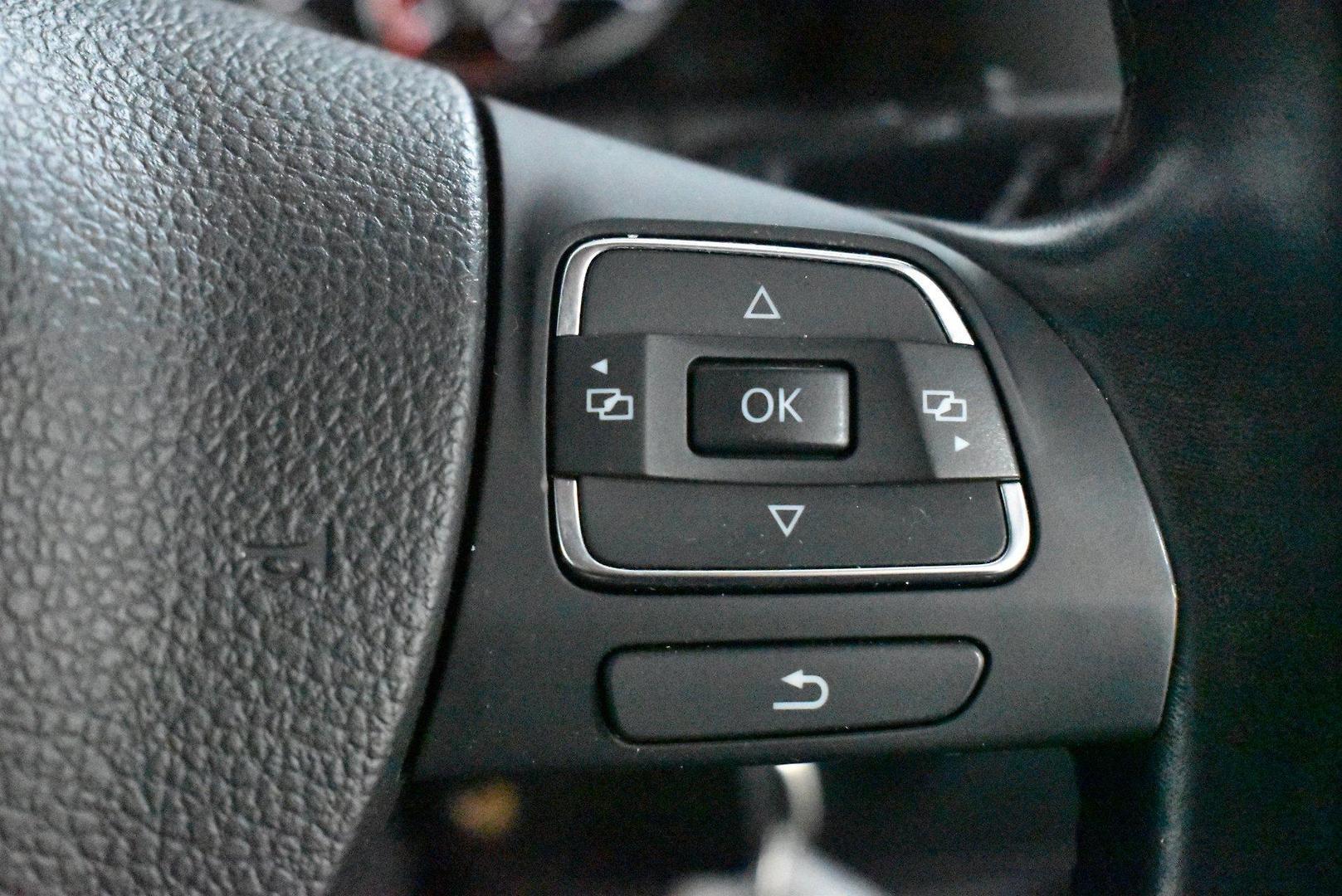 2021 Toyota Corolla SX Hybrid — photo 24