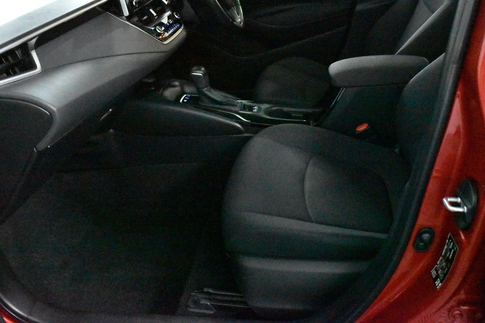 2021 Toyota Corolla SX Hybrid — photo 7
