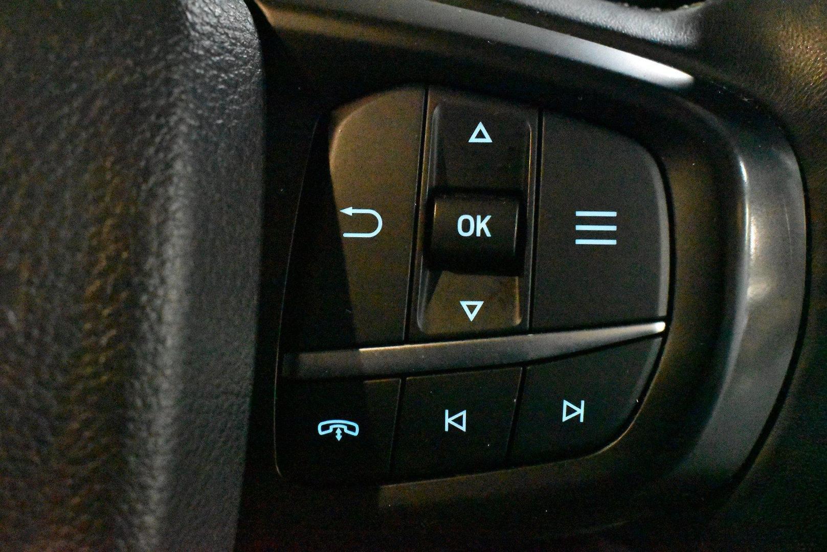 2023 Ford Everest Platinum — photo 22