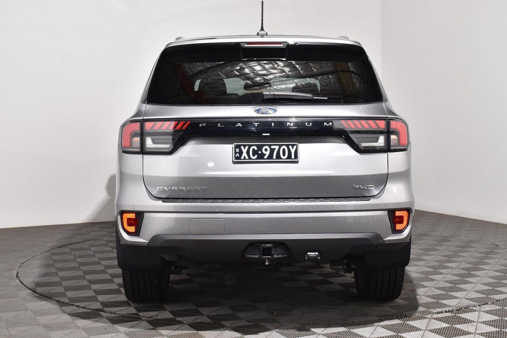 2023 Ford Everest Platinum — photo 4
