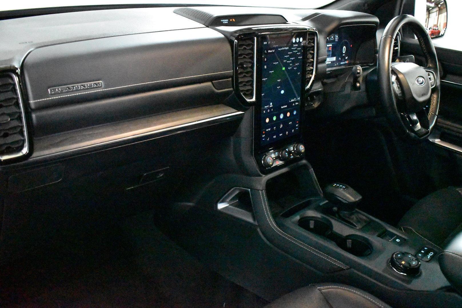 2023 Ford Everest Platinum — photo 6