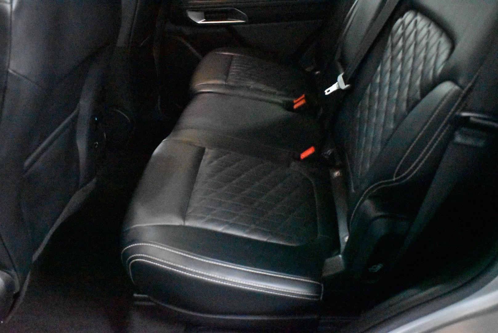 2023 Ford Everest Platinum — photo 8