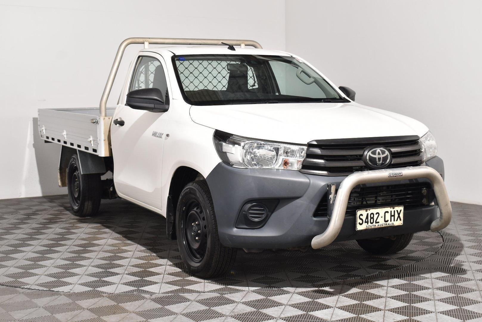 2020 Toyota Hilux Workmate — photo 1