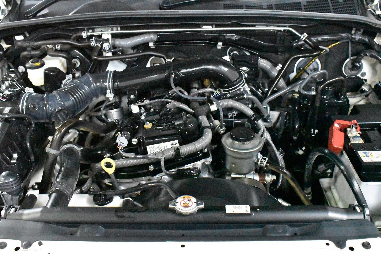 2020 Toyota Hilux Workmate — photo 15