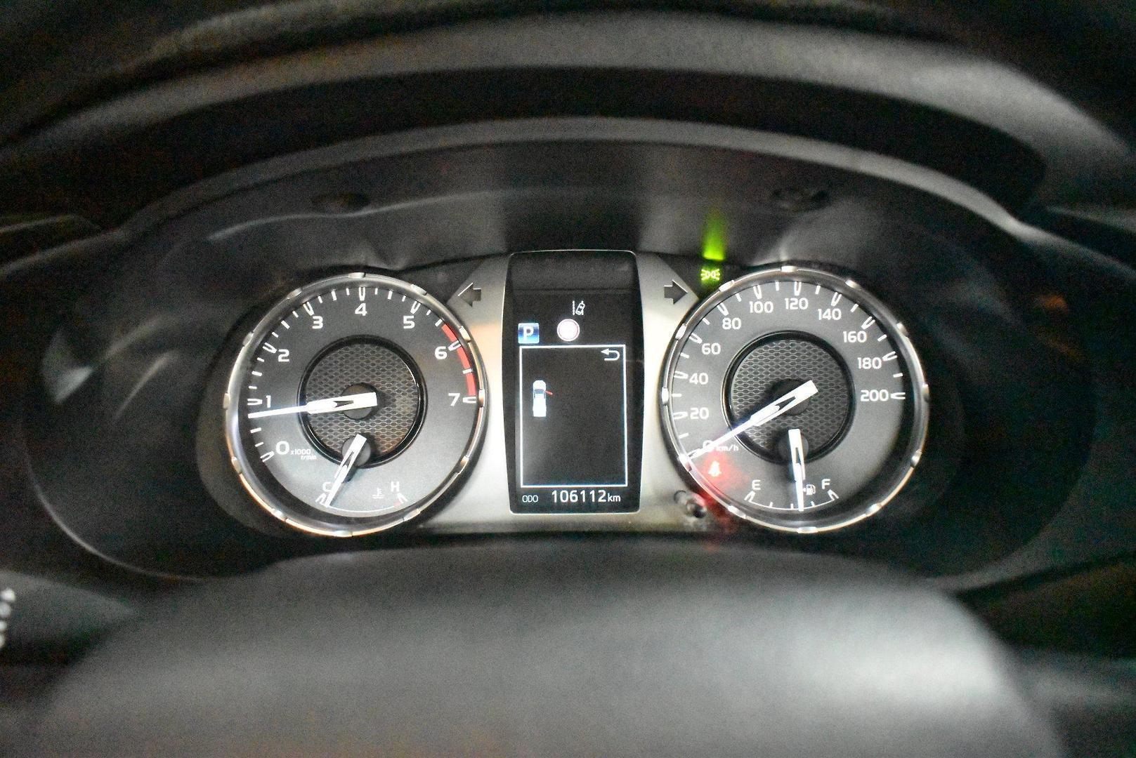 2020 Toyota Hilux Workmate — photo 22