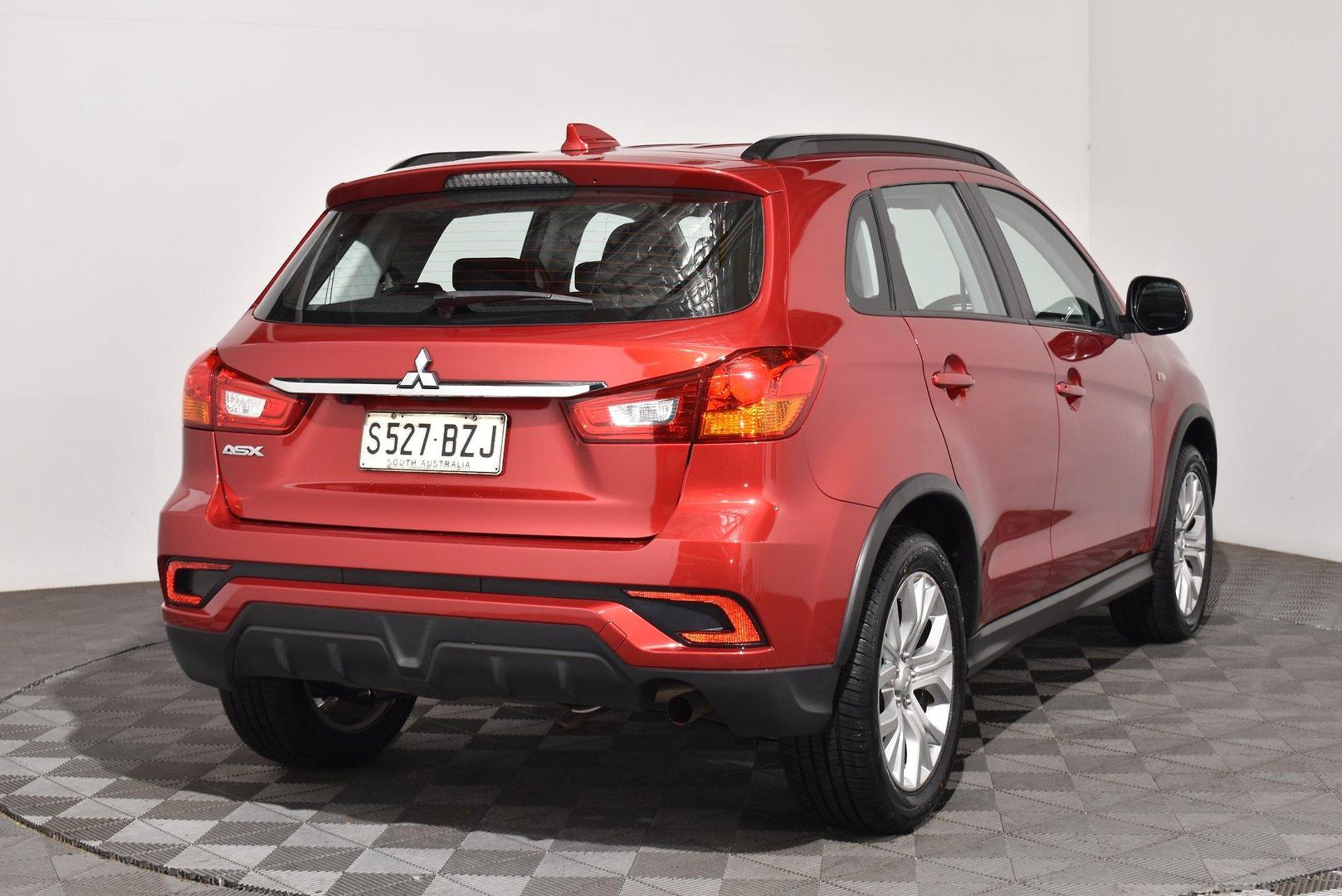 2019 Mitsubishi ASX ES — photo 14