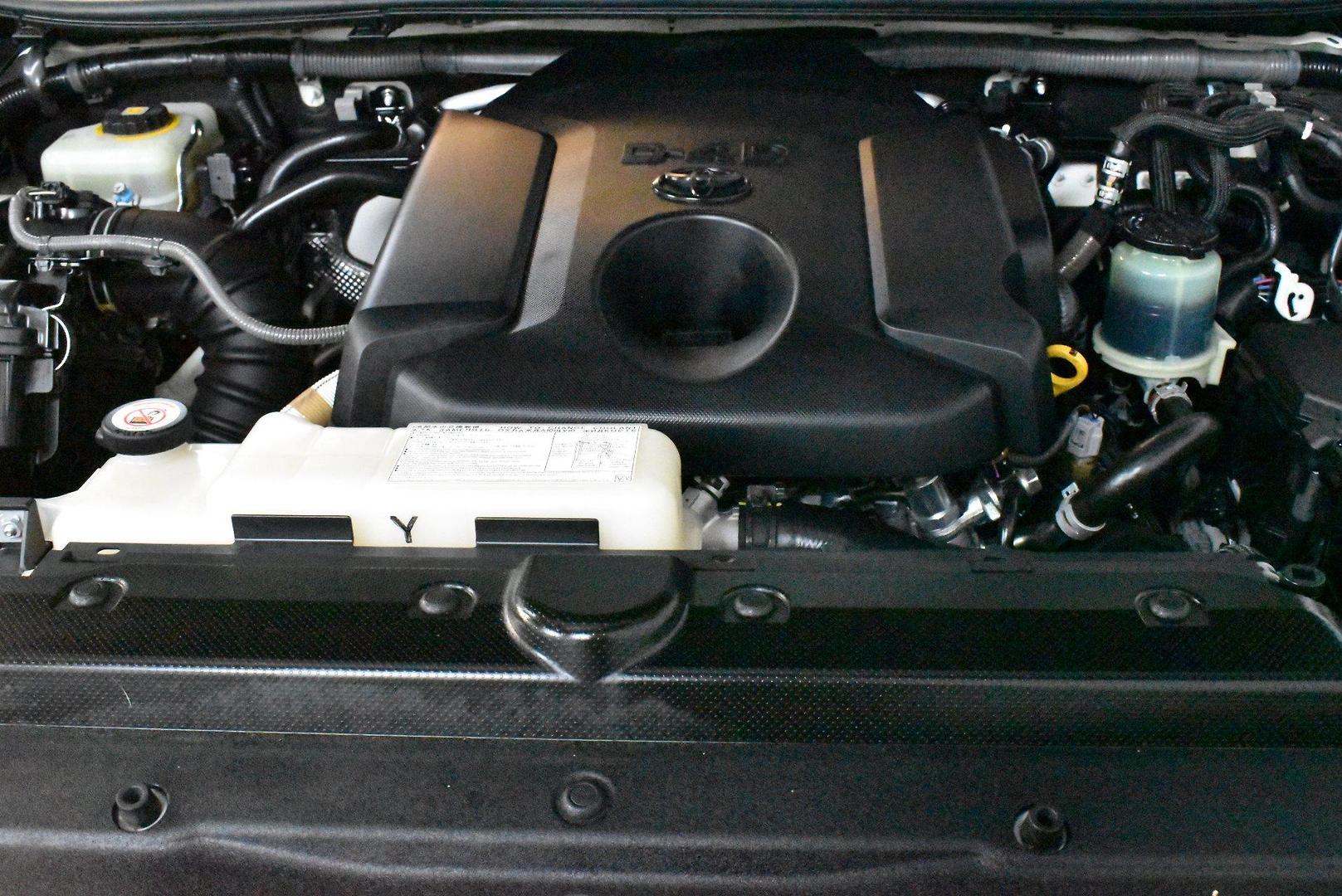 2019 Toyota Landcruiser Prado GXL — photo 17