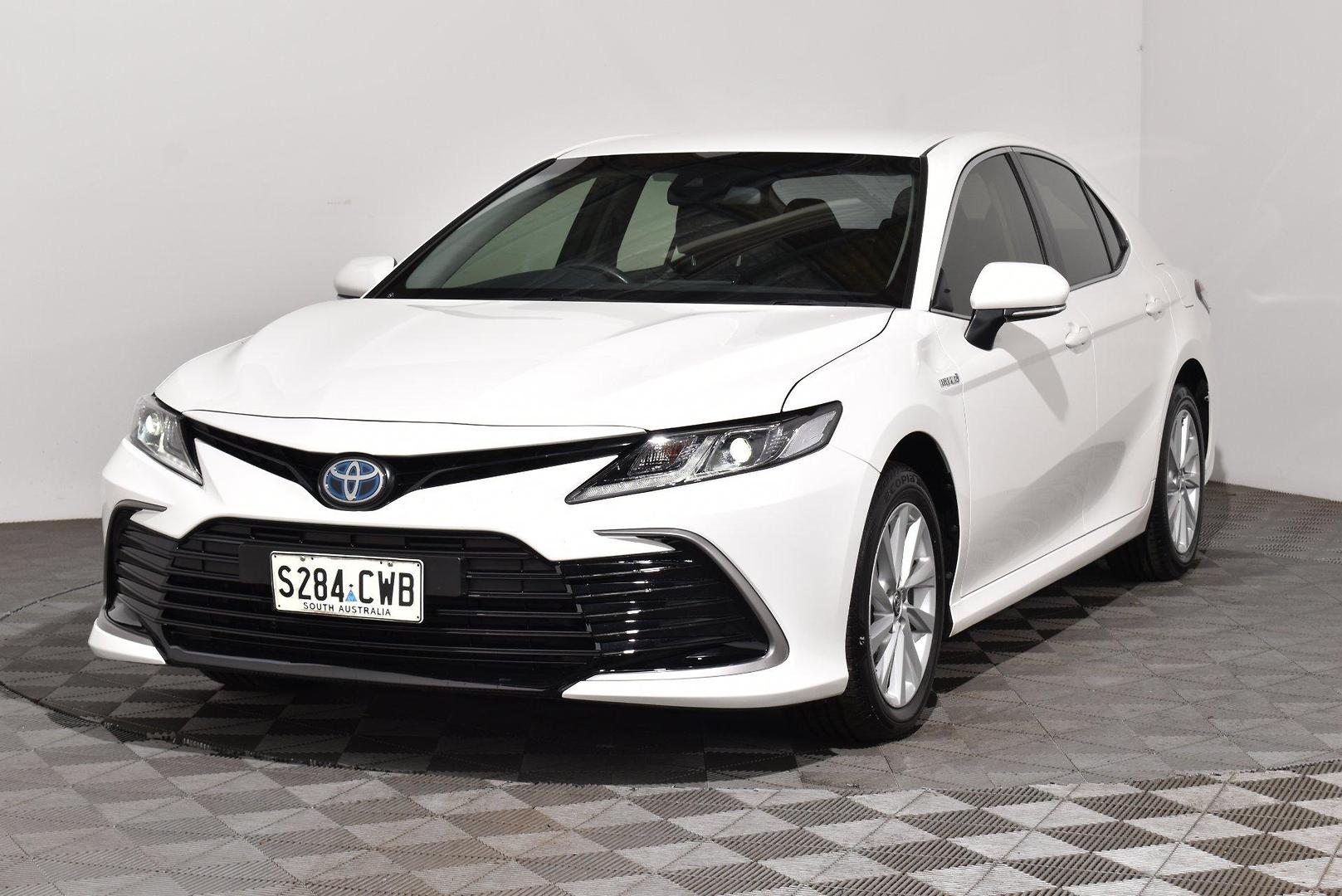 2023 Toyota Camry Ascent — photo 13