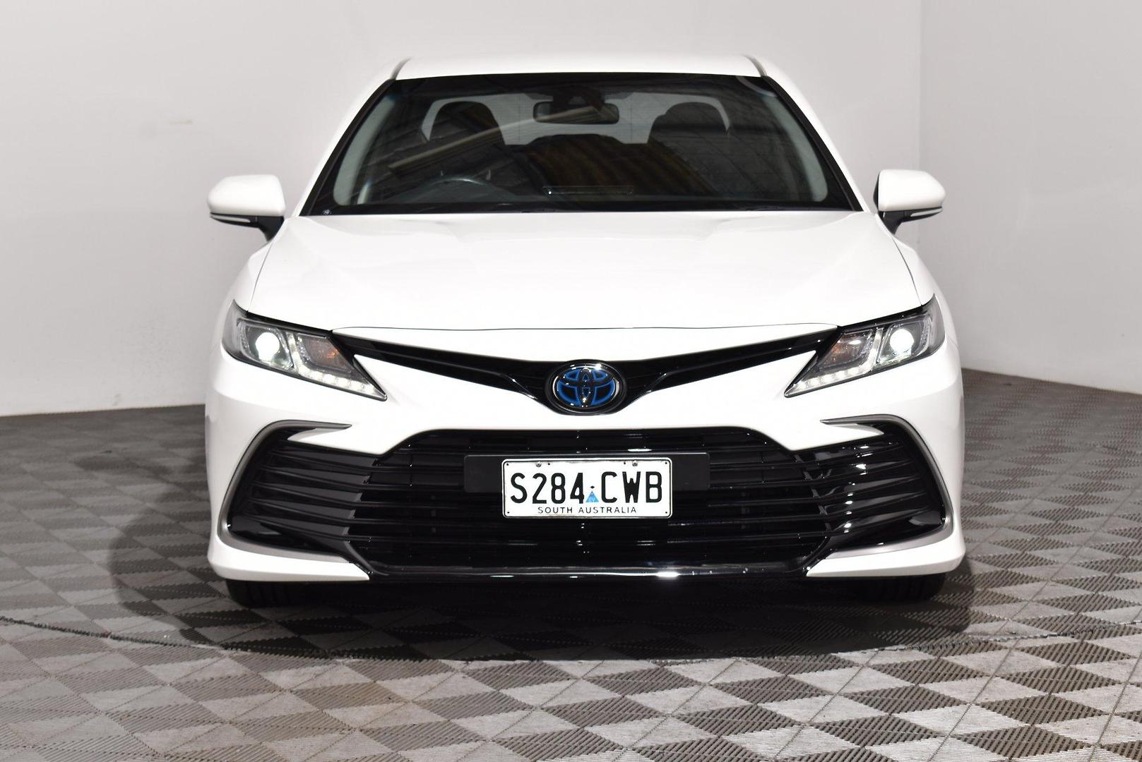 2023 Toyota Camry Ascent — photo 3
