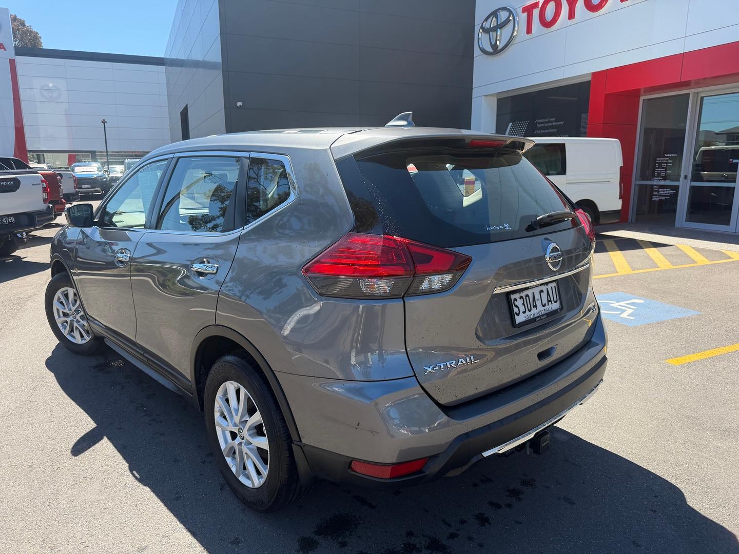 2018 Nissan X-TRAIL ST — photo 4