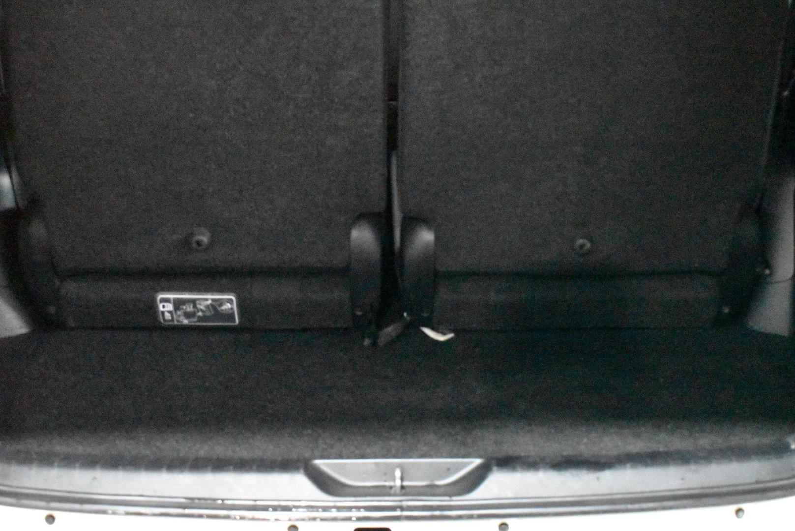 2022 Toyota Fortuner GX — photo 16