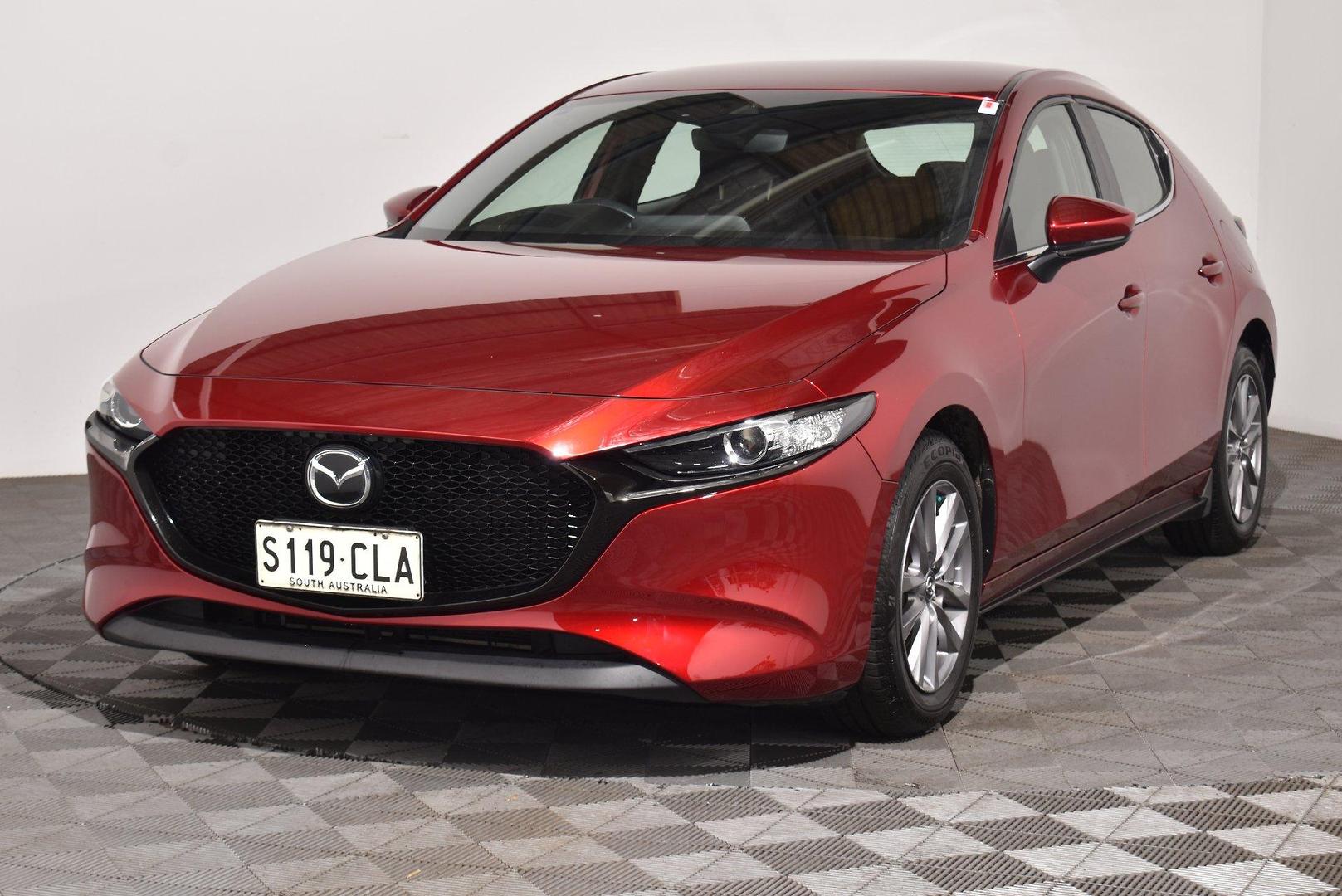 2021 Mazda 3 G20 Pure — photo 13