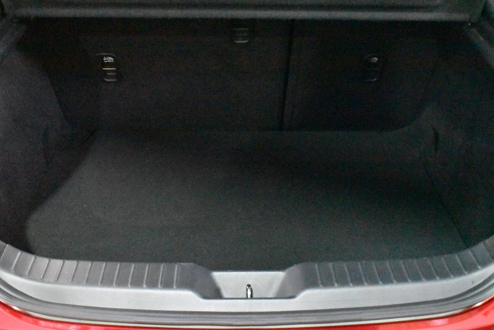 2021 Mazda 3 G20 Pure — photo 16