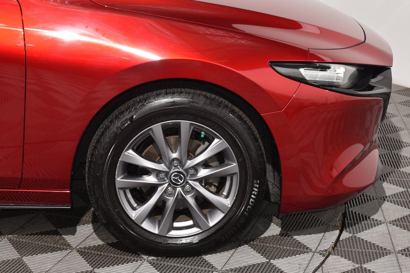 2021 Mazda 3 G20 Pure — photo 18