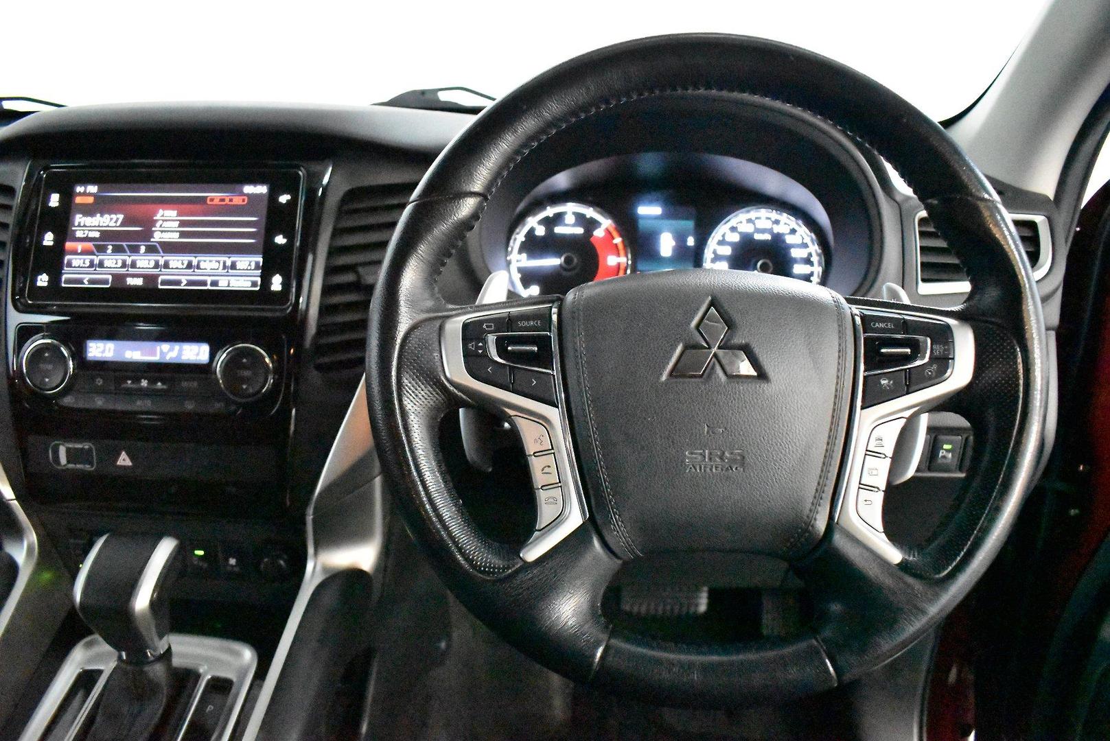 2019 Mitsubishi Pajero Sport Exceed — photo 5