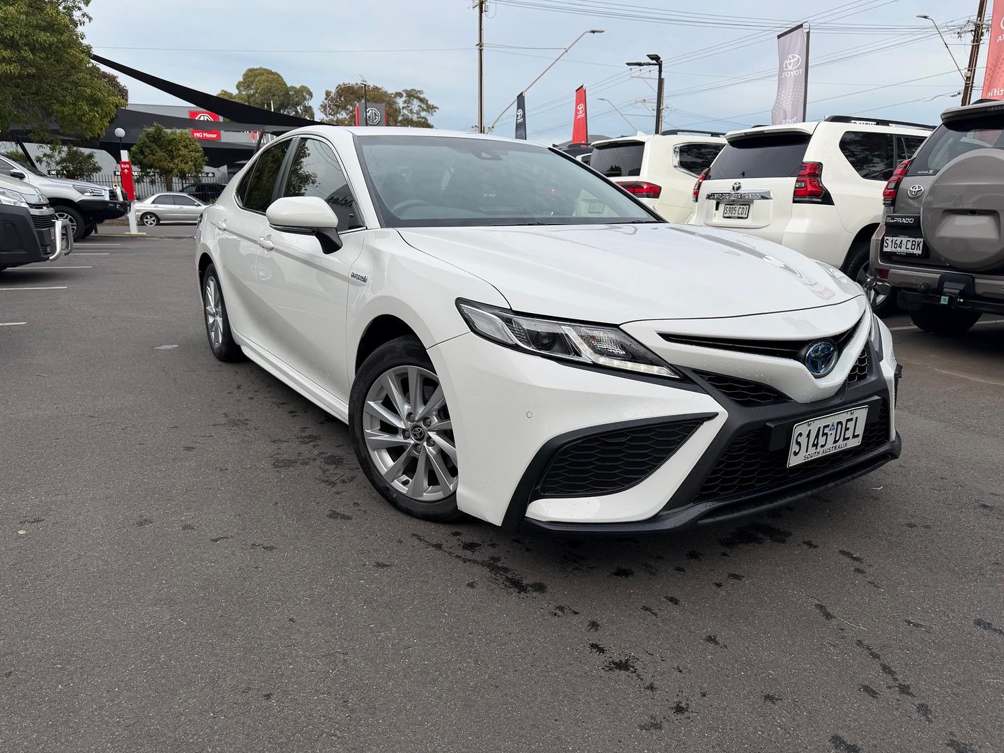 2021 Toyota Camry Ascent Sport — photo 1