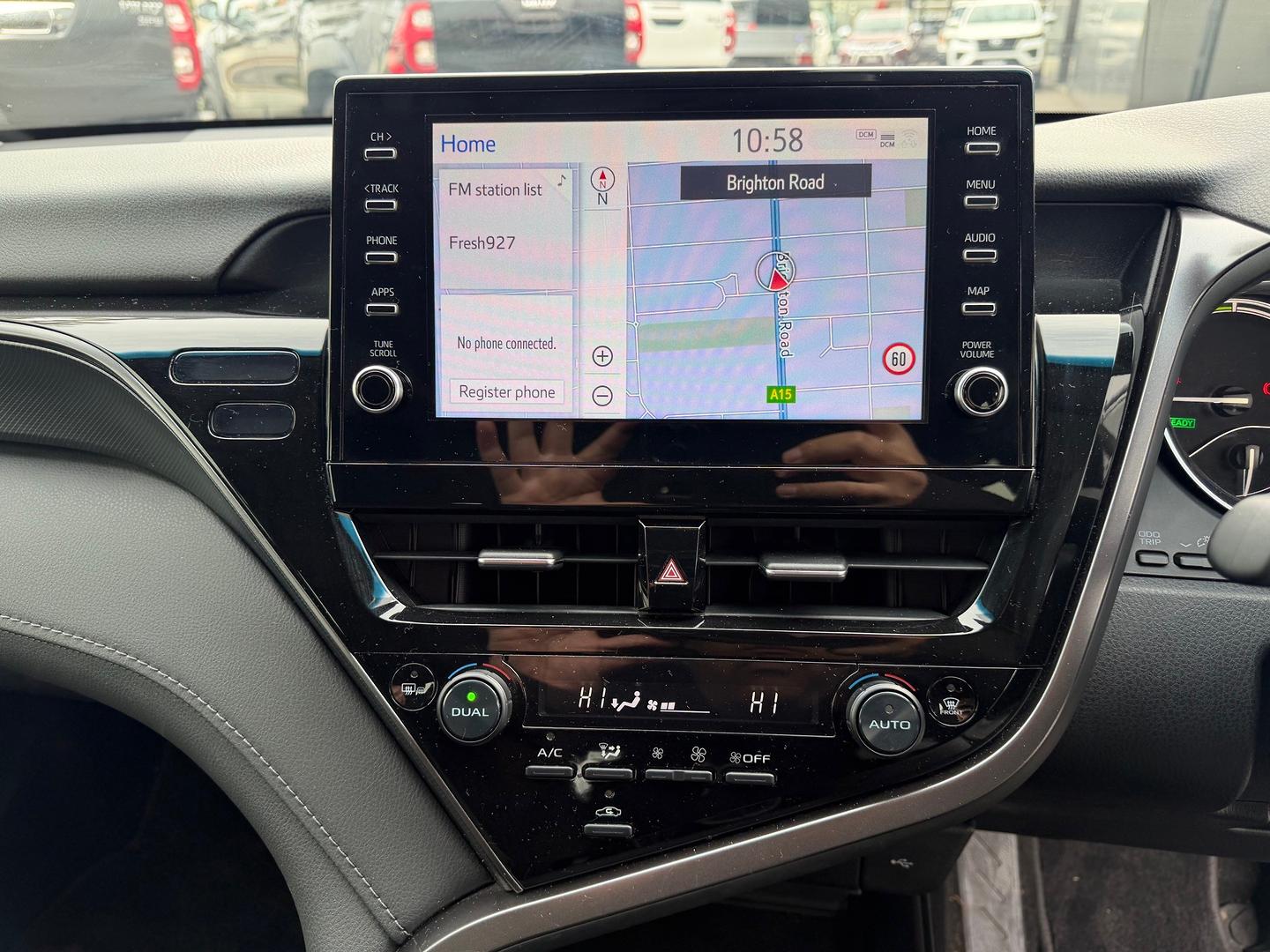 2021 Toyota Camry Ascent Sport — photo 11