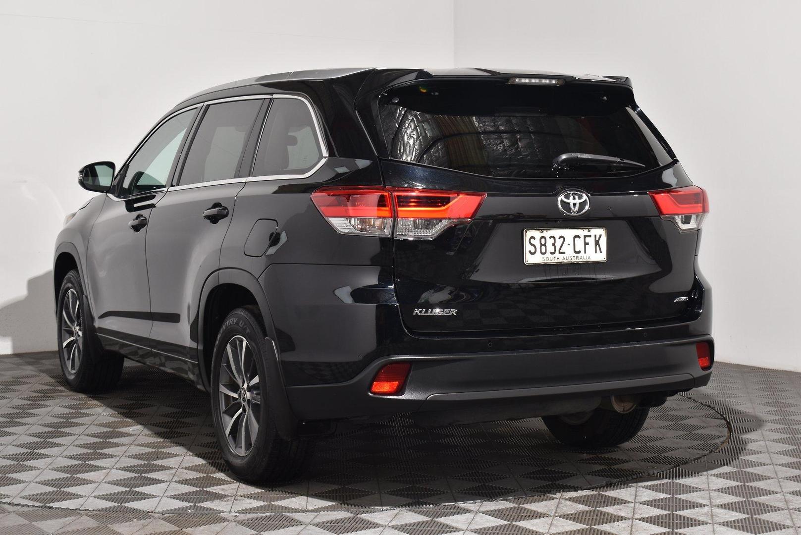 2019 Toyota Kluger GXL — photo 2