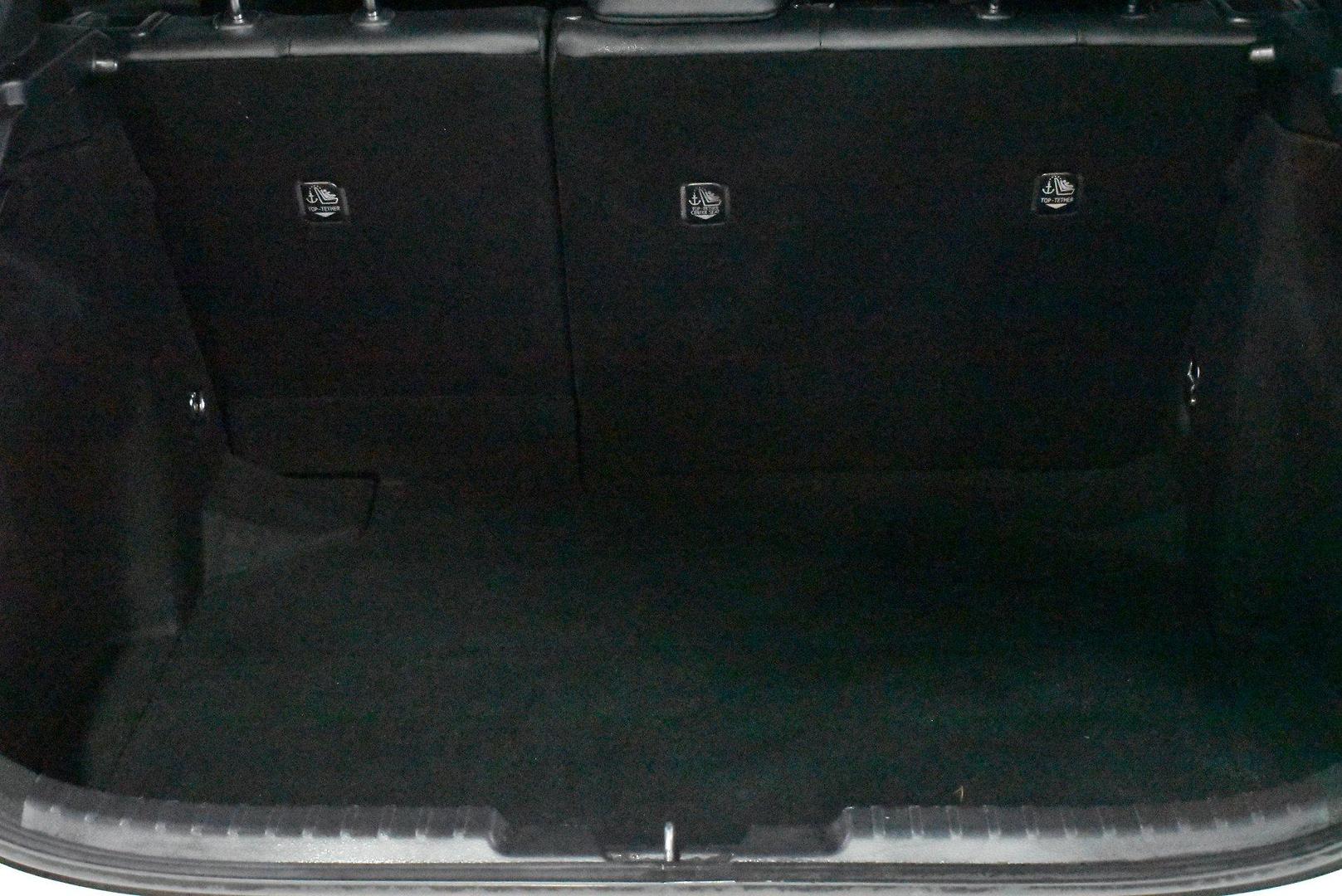 2020 Toyota Corolla ZR Hybrid — photo 16