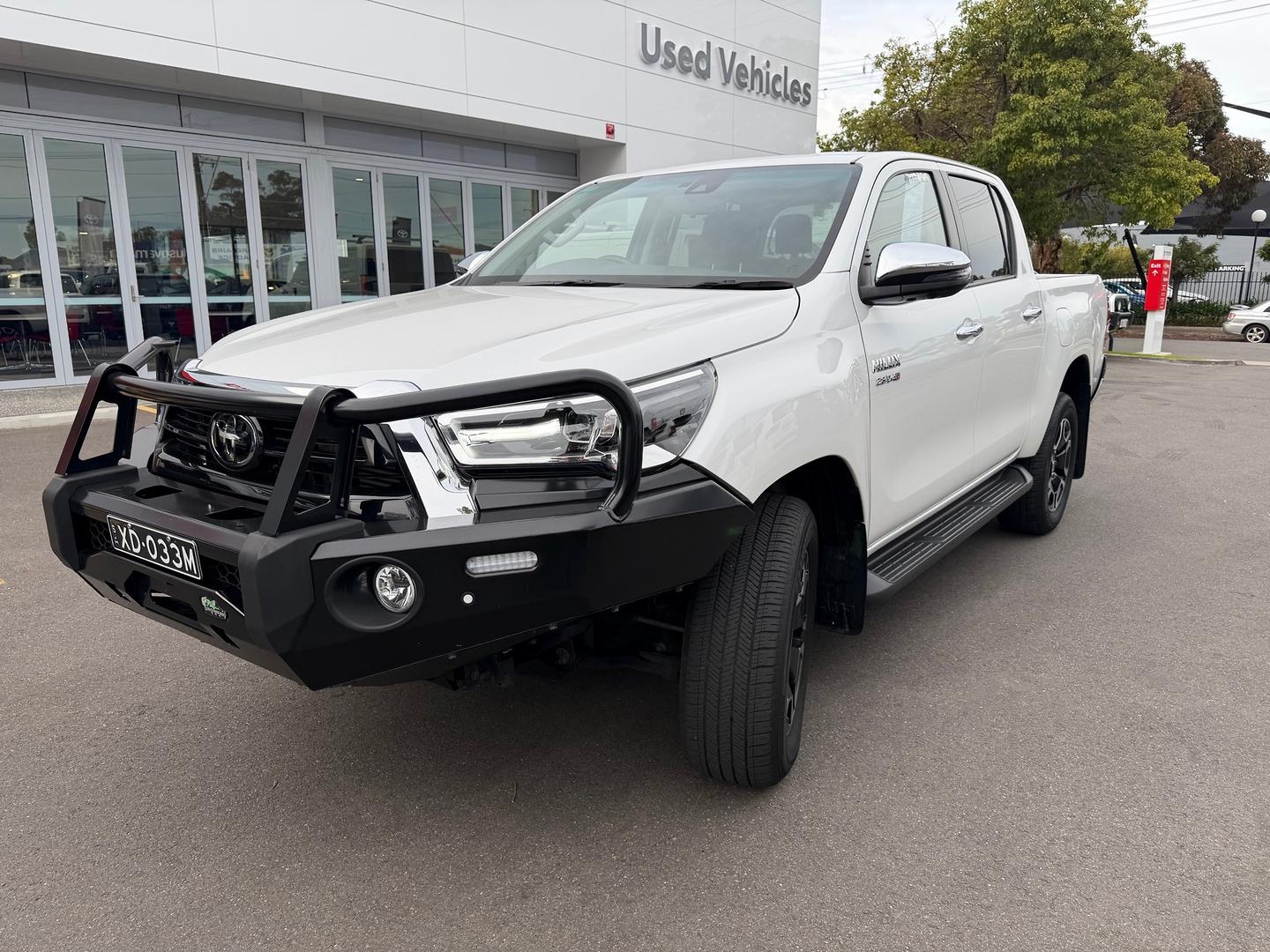 2023 Toyota Hilux SR5 — photo 3