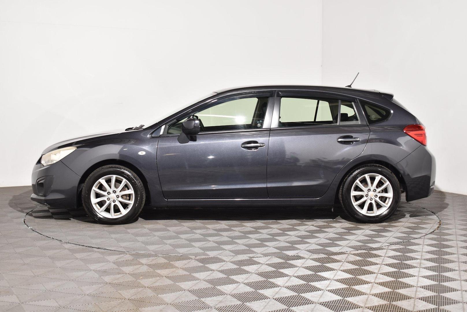 2014 Subaru Impreza 20i — photo 11