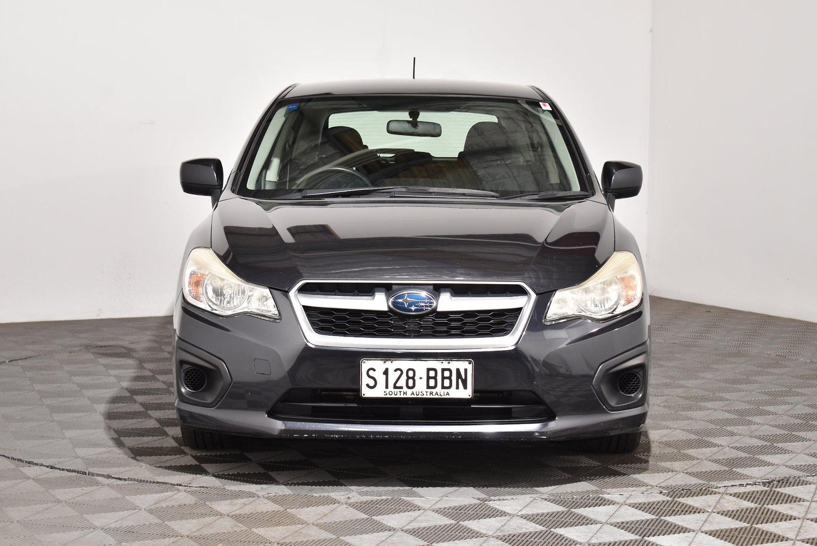 2014 Subaru Impreza 20i — photo 3