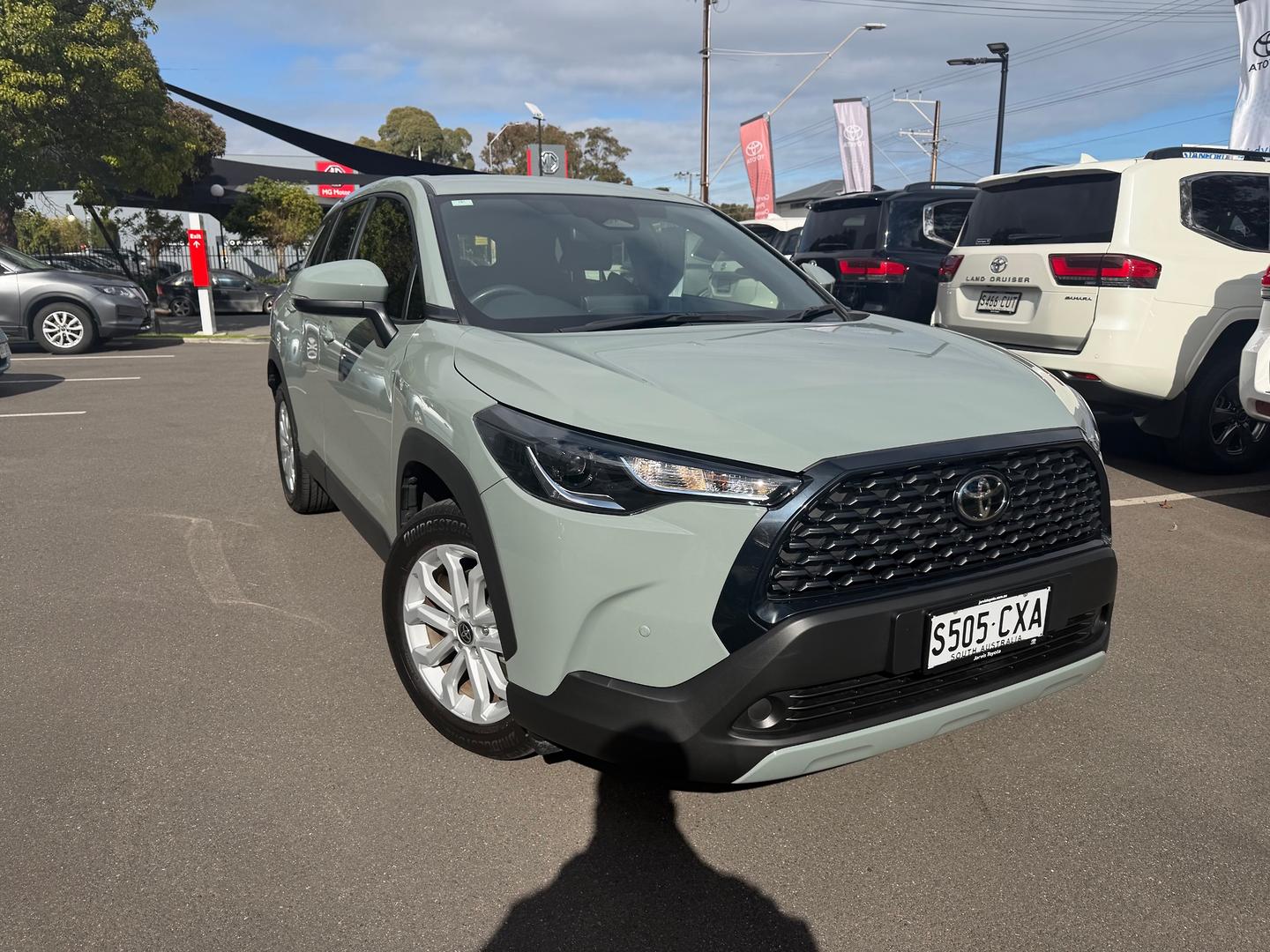2023 Toyota Corolla Cross GX — photo 1