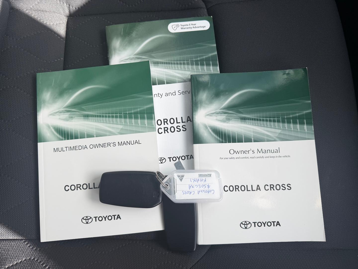 2023 Toyota Corolla Cross GX — photo 13