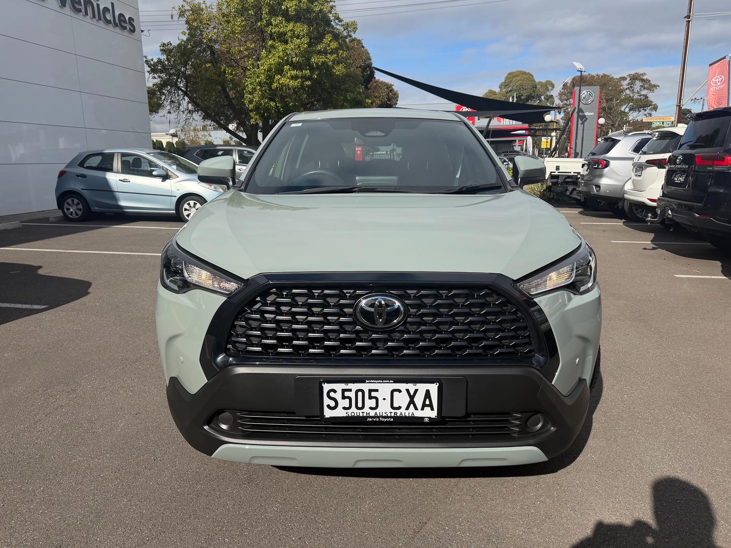 2023 Toyota Corolla Cross GX — photo 2