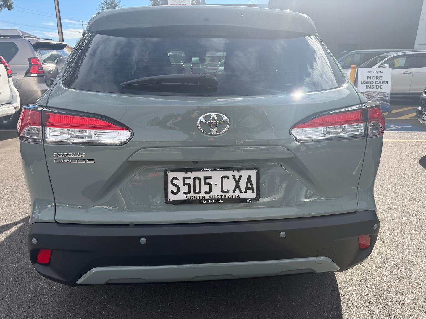 2023 Toyota Corolla Cross GX — photo 5