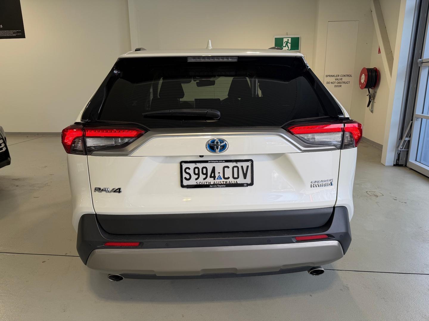 2022 Toyota RAV4 Cruiser — photo 5