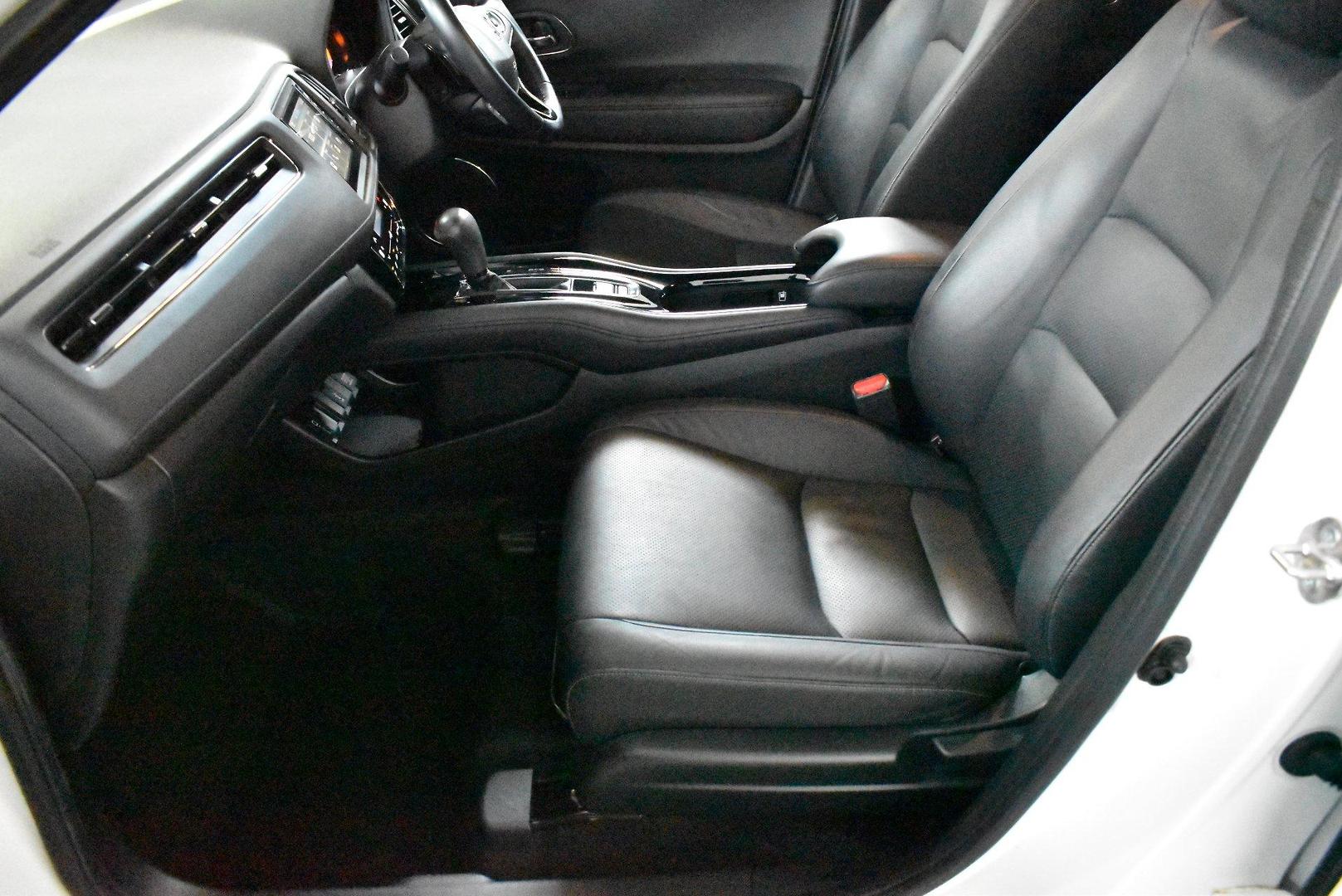 2021 Honda HR-V RS — photo 7