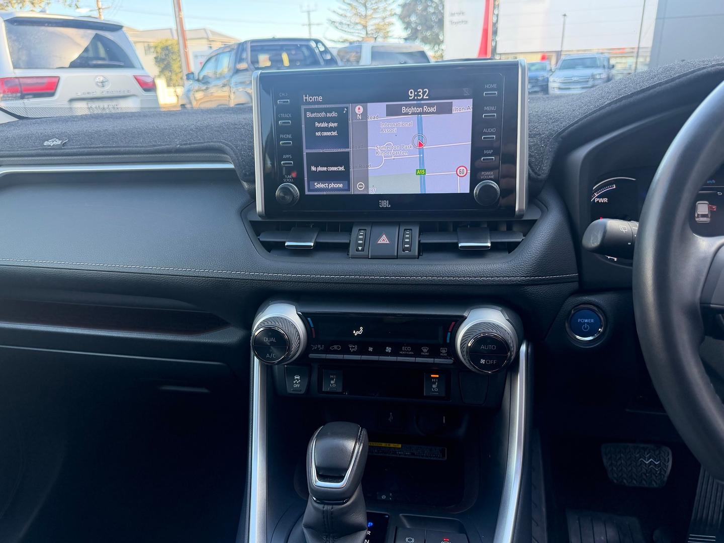 2021 Toyota RAV4 Cruiser — photo 10