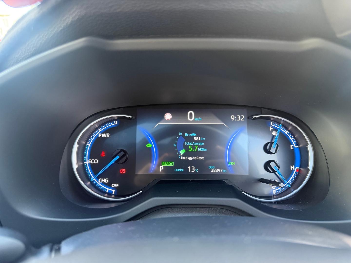 2021 Toyota RAV4 Cruiser — photo 11